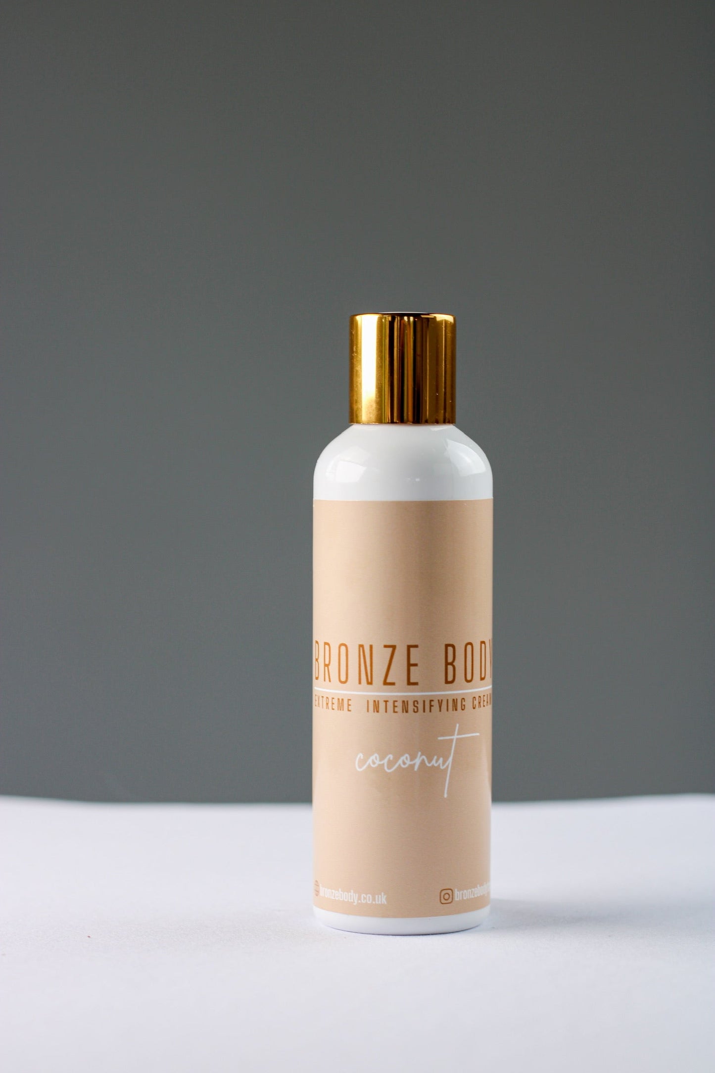 Holiday Tanning Kit Non-Tingle – Deep Bronze Set